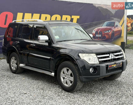 Черный Мицубиси Паджеро, объемом двигателя 2.97 л и пробегом 329 тыс. км за 8500 $, фото 1 на Automoto.ua