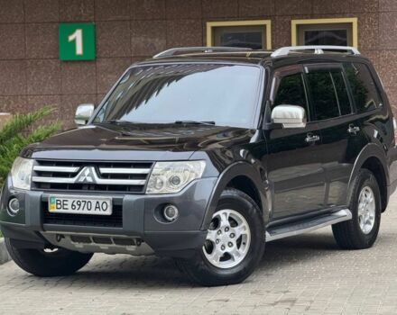 Черный Мицубиси Паджеро, объемом двигателя 3 л и пробегом 280 тыс. км за 10500 $, фото 1 на Automoto.ua