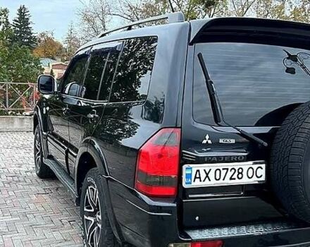 Черный Мицубиси Паджеро, объемом двигателя 3 л и пробегом 294 тыс. км за 8200 $, фото 1 на Automoto.ua