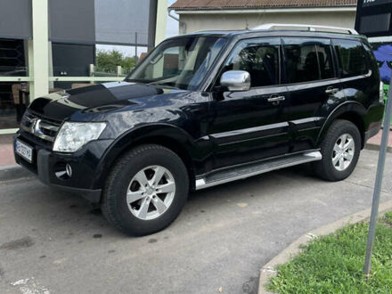 Міцубісі Паджеро 2007 у Жмеренке на Automoto.ua Чорний Міцубісі Паджеро, об'ємом двигуна 2.97 л та пробігом 389 тис. км за 11699 $, фото 1 на Automoto.ua