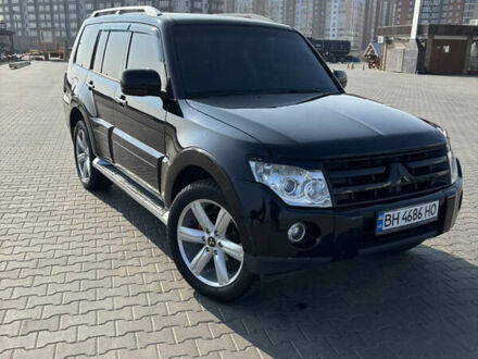 Черный Мицубиси Паджеро, объемом двигателя 2.97 л и пробегом 301 тыс. км за 11000 $, фото 1 на Automoto.ua