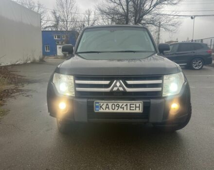 Чорний Міцубісі Паджеро, об'ємом двигуна 3.8 л та пробігом 308 тис. км за 12500 $, фото 1 на Automoto.ua