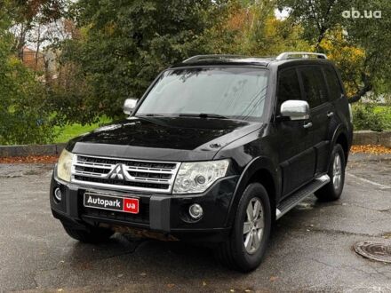 Мицубиси Паджеро 2008 в Киеве на Automoto.ua Черный Мицубиси Паджеро, объемом двигателя 3 л и пробегом 191 тыс. км за 11990 $, фото 1 на Automoto.ua