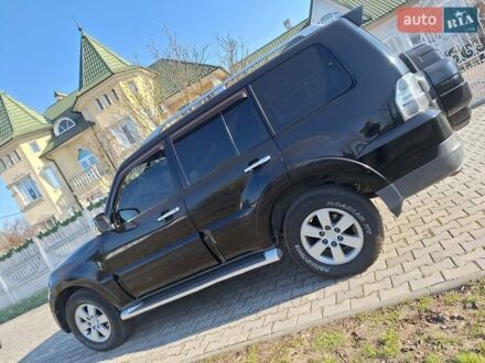 Мицубиси Паджеро 2008 в Черновцах на Automoto.ua Черный Мицубиси Паджеро, объемом двигателя 3 л и пробегом 281 тыс. км за 9500 $, фото 1 на Automoto.ua