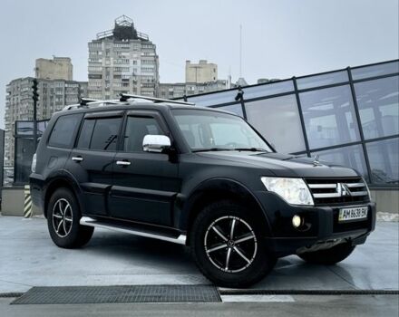Черный Мицубиси Паджеро, объемом двигателя 3 л и пробегом 138 тыс. км за 13200 $, фото 1 на Automoto.ua