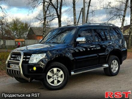 Черный Мицубиси Паджеро, объемом двигателя 3 л и пробегом 186 тыс. км за 10700 $, фото 1 на Automoto.ua