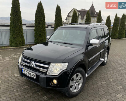 Чорний Міцубісі Паджеро, об'ємом двигуна 3 л та пробігом 348 тис. км за 8550 $, фото 1 на Automoto.ua