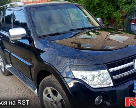 Черный Мицубиси Паджеро, объемом двигателя 3.2 л и пробегом 180 тыс. км за 14000 $, фото 1 на Automoto.ua