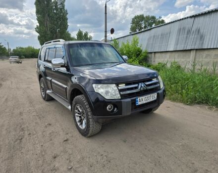 Чорний Міцубісі Паджеро, об'ємом двигуна 3 л та пробігом 236 тис. км за 13800 $, фото 1 на Automoto.ua