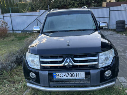 Чорний Міцубісі Паджеро, об'ємом двигуна 3.2 л та пробігом 220 тис. км за 11500 $, фото 1 на Automoto.ua