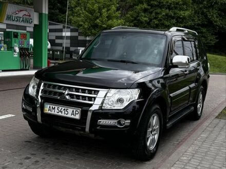 Міцубісі Паджеро 2008 у Києві на Automoto.ua Чорний Міцубісі Паджеро, об'ємом двигуна 3.2 л та пробігом 300 тис. км за 14500 $, фото 1 на Automoto.ua