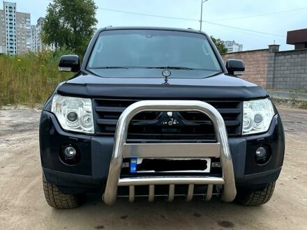 Міцубісі Паджеро 2008 у Києві на Automoto.ua Чорний Міцубісі Паджеро, об'ємом двигуна 38 л та пробігом 170 тис. км за 11490 $, фото 1 на Automoto.ua