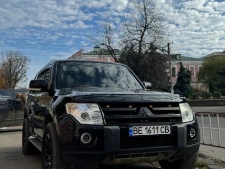 Черный Мицубиси Паджеро, объемом двигателя 3.2 л и пробегом 206 тыс. км за 13499 $, фото 1 на Automoto.ua