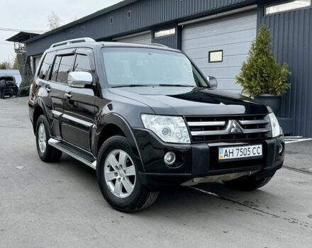 Черный Мицубиси Паджеро, объемом двигателя 3 л и пробегом 182 тыс. км за 11500 $, фото 1 на Automoto.ua