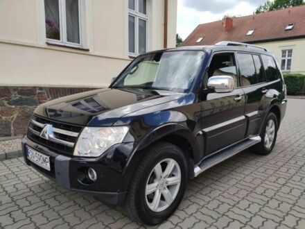 Чорний Міцубісі Паджеро, об'ємом двигуна 0 л та пробігом 200 тис. км за 3370 $, фото 1 на Automoto.ua