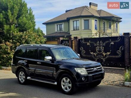 Міцубісі Паджеро 2009 у Дніпро (Дніпропетровську) на Automoto.ua Чорний Міцубісі Паджеро, об'ємом двигуна 3.8 л та пробігом 200 тис. км за 11750 $, фото 1 на Automoto.ua