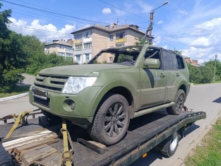 Мицубиси Паджеро 2010 в Полтаве на Automoto.ua Черный Мицубиси Паджеро, объемом двигателя 3.2 л и пробегом 200 тыс. км за 4000 $, фото 1 на Automoto.ua