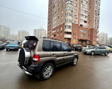 Коричневый Мицубиси Паджеро, объемом двигателя 2 л и пробегом 190 тыс. км за 4500 $, фото 11 на Automoto.ua