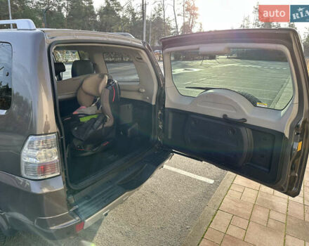 Коричневый Мицубиси Паджеро, объемом двигателя 3 л и пробегом 143 тыс. км за 13900 $, фото 3 на Automoto.ua