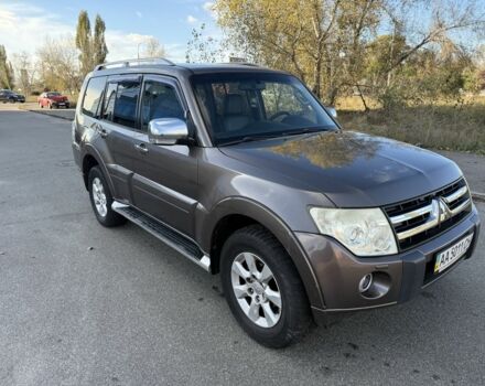 Коричневий Міцубісі Паджеро, об'ємом двигуна 3 л та пробігом 153 тис. км за 13000 $, фото 1 на Automoto.ua