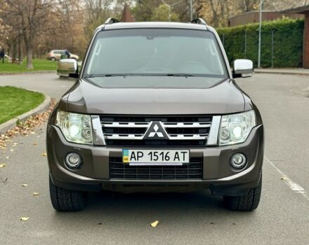 Коричневый Мицубиси Паджеро, объемом двигателя 3.2 л и пробегом 232 тыс. км за 16800 $, фото 2 на Automoto.ua