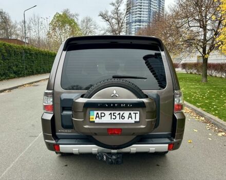 Коричневый Мицубиси Паджеро, объемом двигателя 3.2 л и пробегом 232 тыс. км за 16800 $, фото 6 на Automoto.ua