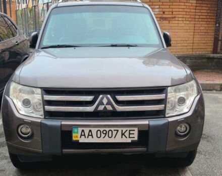 Коричневий Міцубісі Паджеро, об'ємом двигуна 3 л та пробігом 142 тис. км за 15000 $, фото 1 на Automoto.ua