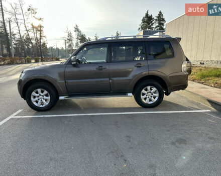 Коричневый Мицубиси Паджеро, объемом двигателя 3 л и пробегом 143 тыс. км за 13900 $, фото 1 на Automoto.ua