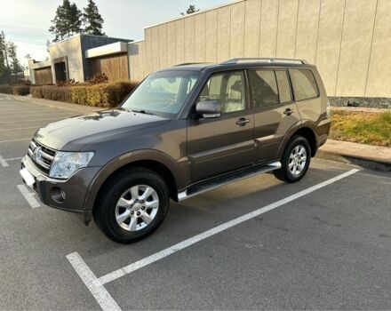 Коричневый Мицубиси Паджеро, объемом двигателя 3 л и пробегом 143 тыс. км за 329 $, фото 1 на Automoto.ua