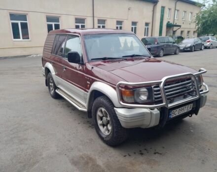 Красный Мицубиси Паджеро, объемом двигателя 3.5 л и пробегом 200 тыс. км за 4599 $, фото 1 на Automoto.ua