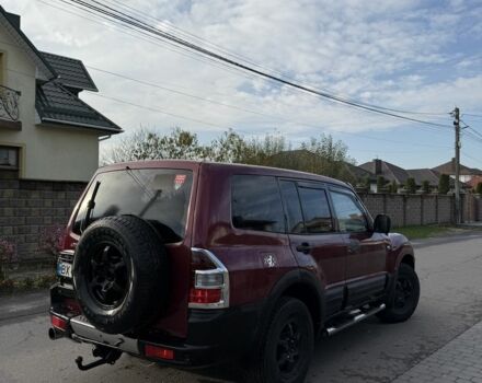 Червоний Міцубісі Паджеро, об'ємом двигуна 3.5 л та пробігом 300 тис. км за 3950 $, фото 2 на Automoto.ua