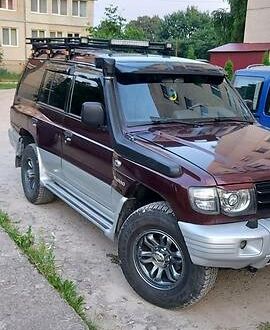 Міцубісі Паджеро 1999 у Каменце-Подольском на Automoto.ua Червоний Міцубісі Паджеро, об'ємом двигуна 3.5 л та пробігом 355 тис. км за 9500 $, фото 1 на Automoto.ua