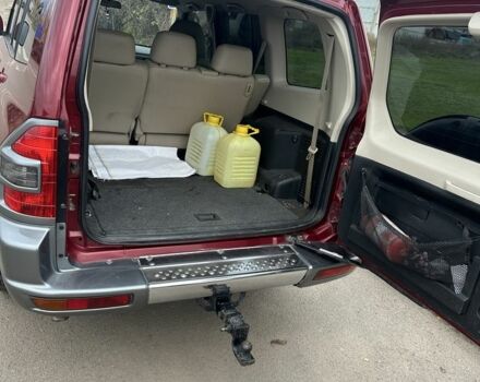 Красный Мицубиси Паджеро, объемом двигателя 3.5 л и пробегом 200 тыс. км за 8000 $, фото 1 на Automoto.ua