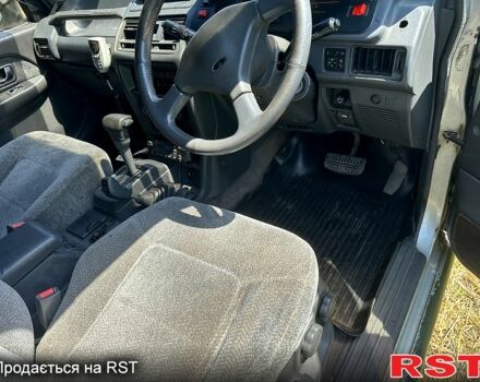 Мицубиси Паджеро, объемом двигателя 2.8 л и пробегом 254 тыс. км за 2300 $, фото 6 на Automoto.ua