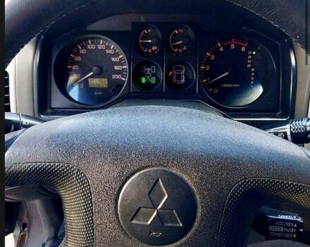 Мицубиси Паджеро, объемом двигателя 3.2 л и пробегом 450 тыс. км за 10000 $, фото 5 на Automoto.ua