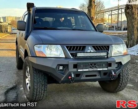 Мицубиси Паджеро, объемом двигателя 3.2 л и пробегом 450 тыс. км за 10000 $, фото 3 на Automoto.ua