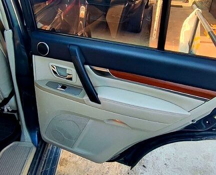Міцубісі Паджеро, об'ємом двигуна 3 л та пробігом 282 тис. км за 13800 $, фото 5 на Automoto.ua