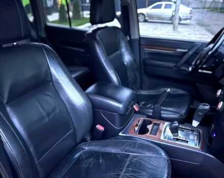 Міцубісі Паджеро, об'ємом двигуна 3 л та пробігом 150 тис. км за 11000 $, фото 11 на Automoto.ua