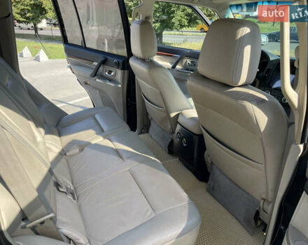 Мицубиси Паджеро, объемом двигателя 2.97 л и пробегом 208 тыс. км за 11500 $, фото 15 на Automoto.ua