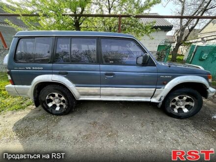 Міцубісі Паджеро 1991 у Дніпро (Дніпропетровську) на Automoto.ua Міцубісі Паджеро, об'ємом двигуна 30 л та пробігом 375 тис. км за 3200 $, фото 1 на Automoto.ua