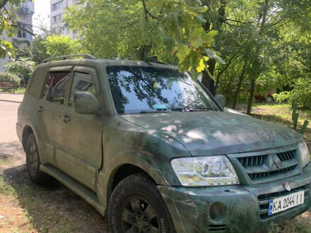Мицубиси Паджеро 2006 в Киеве на Automoto.ua Мицубиси Паджеро, объемом двигателя 2.97 л и пробегом 340 тыс. км за 5850 $, фото 1 на Automoto.ua