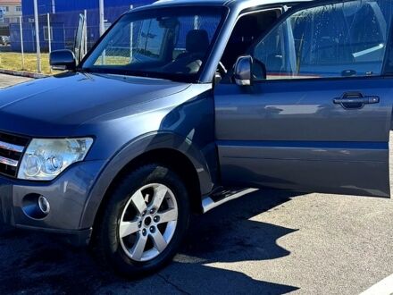 Мицубиси Паджеро, объемом двигателя 3.2 л и пробегом 345 тыс. км за 6600 $, фото 1 на Automoto.ua