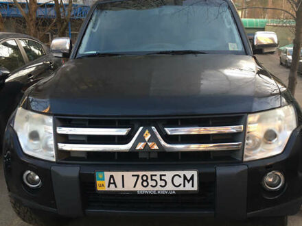 Міцубісі Паджеро 2008 у Києві на Automoto.ua Міцубісі Паджеро, об'ємом двигуна 2.97 л та пробігом 246 тис. км за 10500 $, фото 1 на Automoto.ua