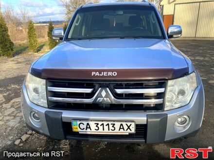 Міцубісі Паджеро 2008 у Звенигородка на Automoto.ua Міцубісі Паджеро, об'ємом двигуна 30 л та пробігом 226 тис. км за 11800 $, фото 1 на Automoto.ua