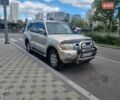 Желтый Мицубиси Паджеро, объемом двигателя 3 л и пробегом 315 тыс. км за 7900 $, фото 1 на Automoto.ua