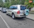Желтый Мицубиси Паджеро, объемом двигателя 3 л и пробегом 315 тыс. км за 7900 $, фото 7 на Automoto.ua