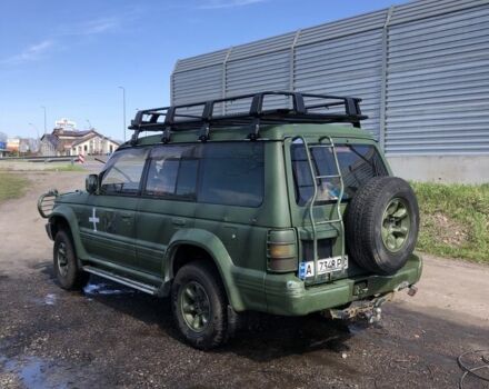 Серый Мицубиси Паджеро, объемом двигателя 2.8 л и пробегом 170 тыс. км за 1800 $, фото 4 на Automoto.ua