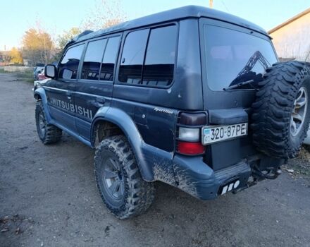 Серый Мицубиси Паджеро, объемом двигателя 2.8 л и пробегом 300 тыс. км за 5200 $, фото 4 на Automoto.ua