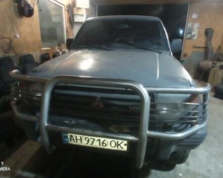 Серый Мицубиси Паджеро, объемом двигателя 3.5 л и пробегом 200 тыс. км за 3200 $, фото 2 на Automoto.ua