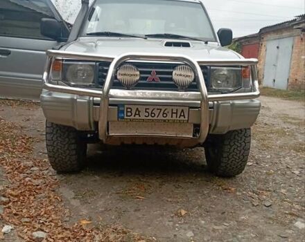 Сірий Міцубісі Паджеро, об'ємом двигуна 2.84 л та пробігом 360 тис. км за 10000 $, фото 4 на Automoto.ua